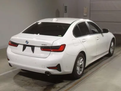 BMW 3-Series  с аукциона в Японии