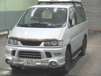 Mitsubishi DELICA