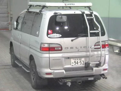 Mitsubishi DELICA