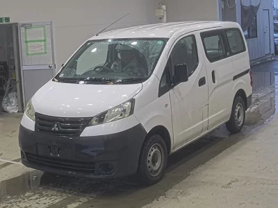 Mitsubishi DELICA