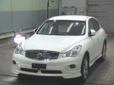 Nissan SKYLINE CROSSOVER