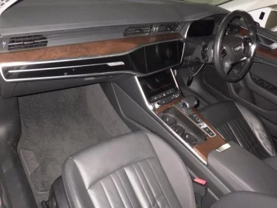 Audi A6  с аукциона в Японии