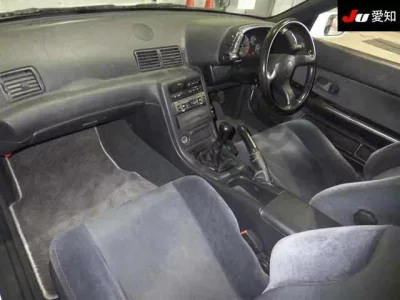 Nissan SKYLINE  с аукциона в Японии