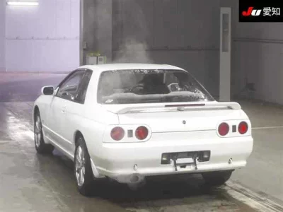 Nissan SKYLINE  с аукциона в Японии