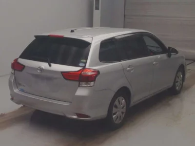 Toyota COROLLA FIELDER  с аукциона в Японии