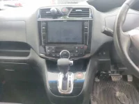 Nissan SERENA лот № 2208 оценка 3.5  с аукциона в Японии 4