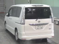 Nissan SERENA лот № 2208 оценка 3.5  с аукциона в Японии 1