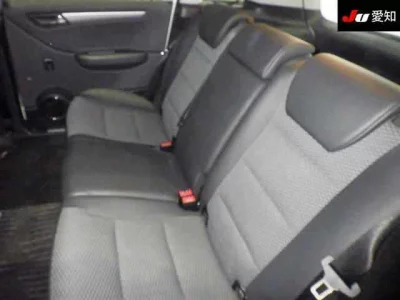 Mercedes-Benz B CLASS