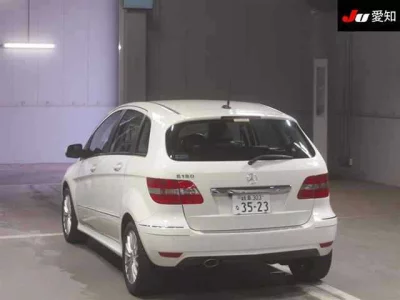 Mercedes-Benz B CLASS