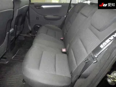 Mercedes-Benz B CLASS