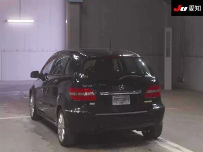 Mercedes-Benz B CLASS