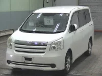 Toyota NOAH лот № 25 оценка R  с аукциона в Японии 2