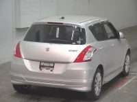 Suzuki SWIFT лот № 78 оценка R  с аукциона в Японии 3