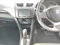 Suzuki SWIFT лот № 78 оценка R  с аукциона в Японии 4