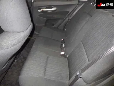 Toyota AURIS  с аукциона в Японии