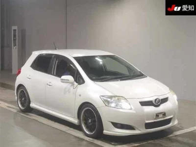 Toyota AURIS  с аукциона в Японии