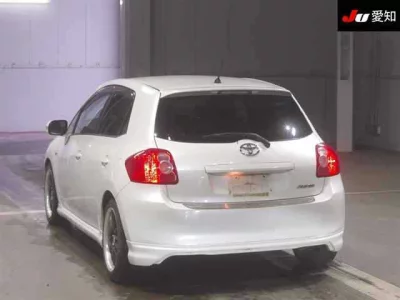 Toyota AURIS  с аукциона в Японии