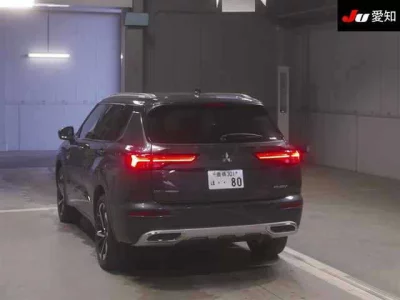 Mitsubishi OUTLANDER PHEV