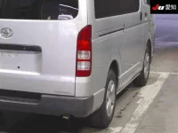 Toyota HIACE VAN лот № 20005 оценка R  с аукциона в Японии 7