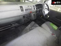 Toyota HIACE VAN лот № 20005 оценка R  с аукциона в Японии 2