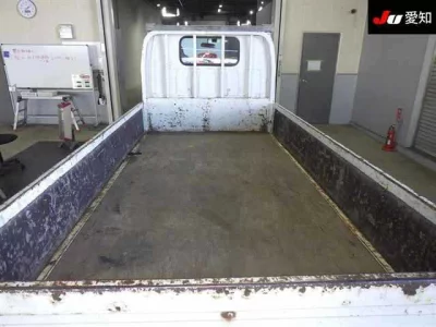 Isuzu ELF  с аукциона в Японии