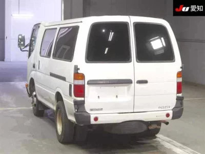 Toyota DYNA  с аукциона в Японии