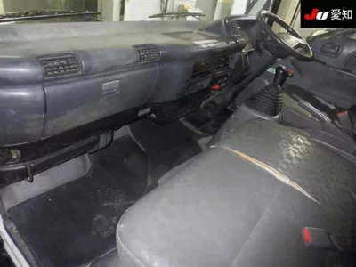 Isuzu ELF  с аукциона в Японии