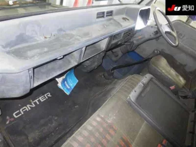 Mitsubishi CANTER  с аукциона в Японии