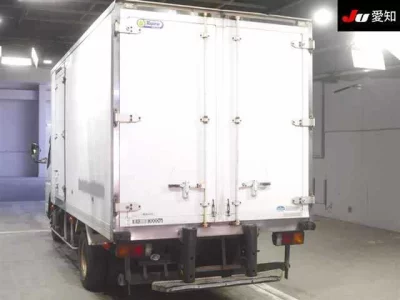 Mitsubishi CANTER  с аукциона в Японии