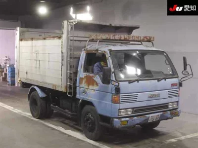 Mazda TITAN  с аукциона в Японии