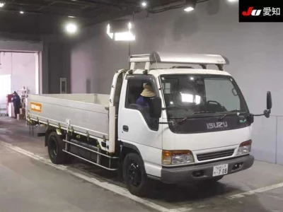 Isuzu ELF  с аукциона в Японии