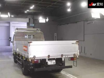 Isuzu ELF  с аукциона в Японии