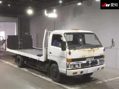 Isuzu ELF