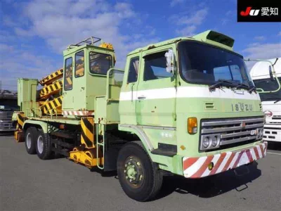 Isuzu TRUCK