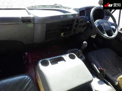 Mitsubishi FUSO FIGHTER