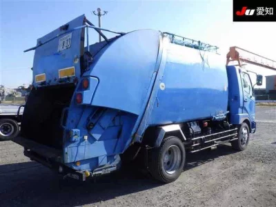 Mitsubishi FUSO FIGHTER