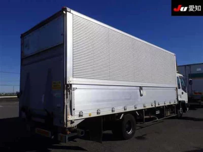 Isuzu FORWARD  с аукциона в Японии