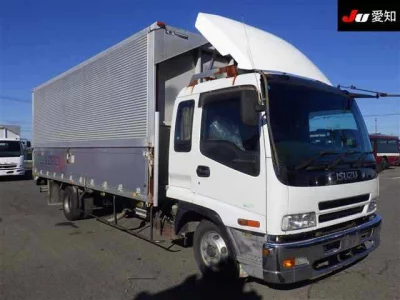 Isuzu FORWARD  с аукциона в Японии