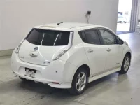 Nissan LEAF лот № 80043 оценка R  с аукциона в Японии 4