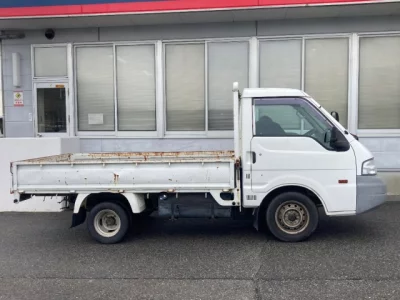 Mitsubishi DELICA TRUCK