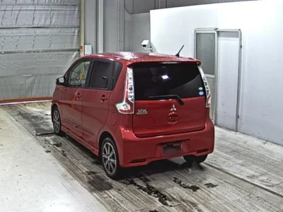 Mitsubishi EK CUSTOM