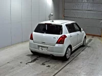 Suzuki SWIFT лот № 9138 оценка 3  с аукциона в Японии 4