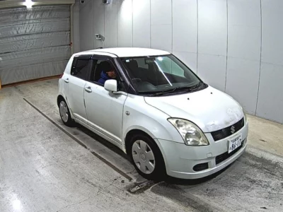 Suzuki SWIFT  с аукциона в Японии