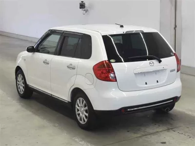Mazda VERISA