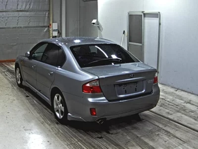 Subaru LEGACY B4