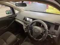 Toyota ISIS лот № 25029 оценка 3.5  с аукциона в Японии 2