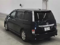 Toyota ISIS лот № 25029 оценка 3.5  с аукциона в Японии 1