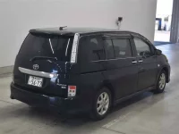 Toyota ISIS лот № 25029 оценка 3.5  с аукциона в Японии 4