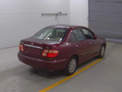 Nissan SYLPHY  с аукциона в Японии