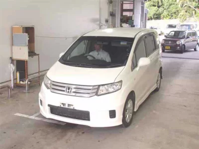 Honda FREED  с аукциона в Японии